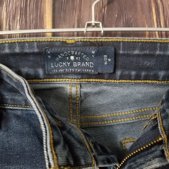 Lucky Brand size 6r blue jeans. - Picture 2 of 5